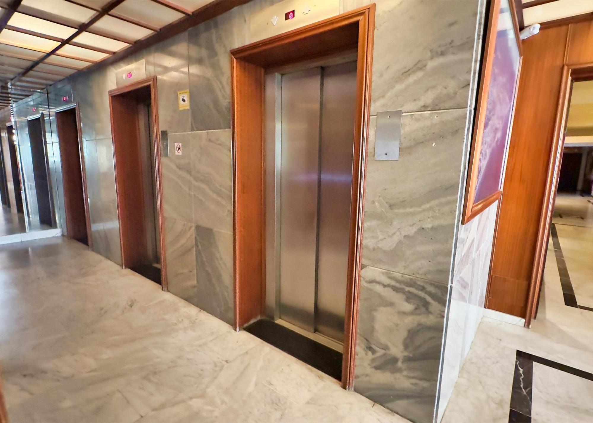Mediterraneo 508. Fantastic Studio On The Beachfront With Sea Views. ماربيا المظهر الخارجي الصورة