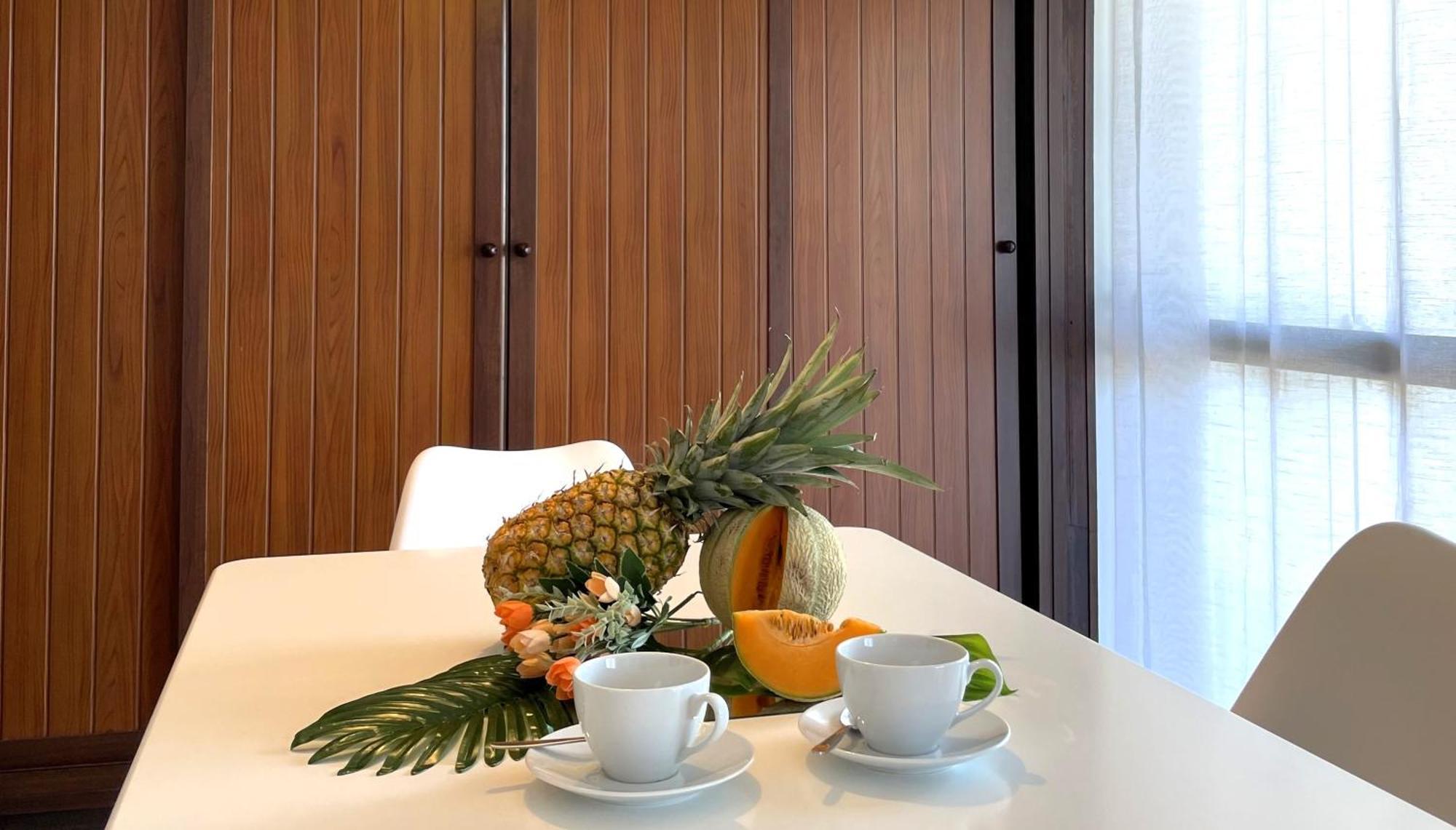 Mediterraneo 508. Fantastic Studio On The Beachfront With Sea Views. ماربيا المظهر الخارجي الصورة